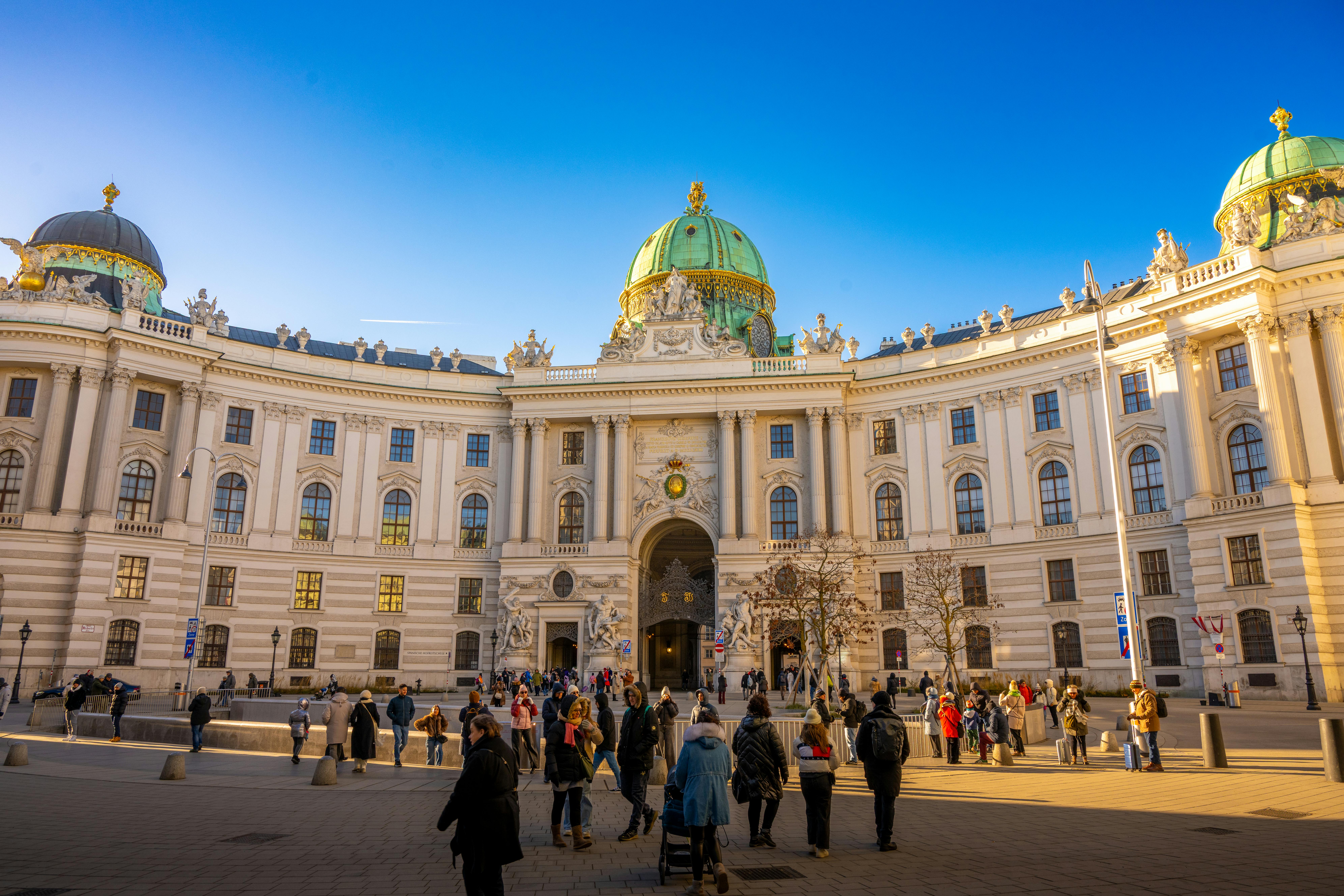 First glimpse of Schönbrunn Palace