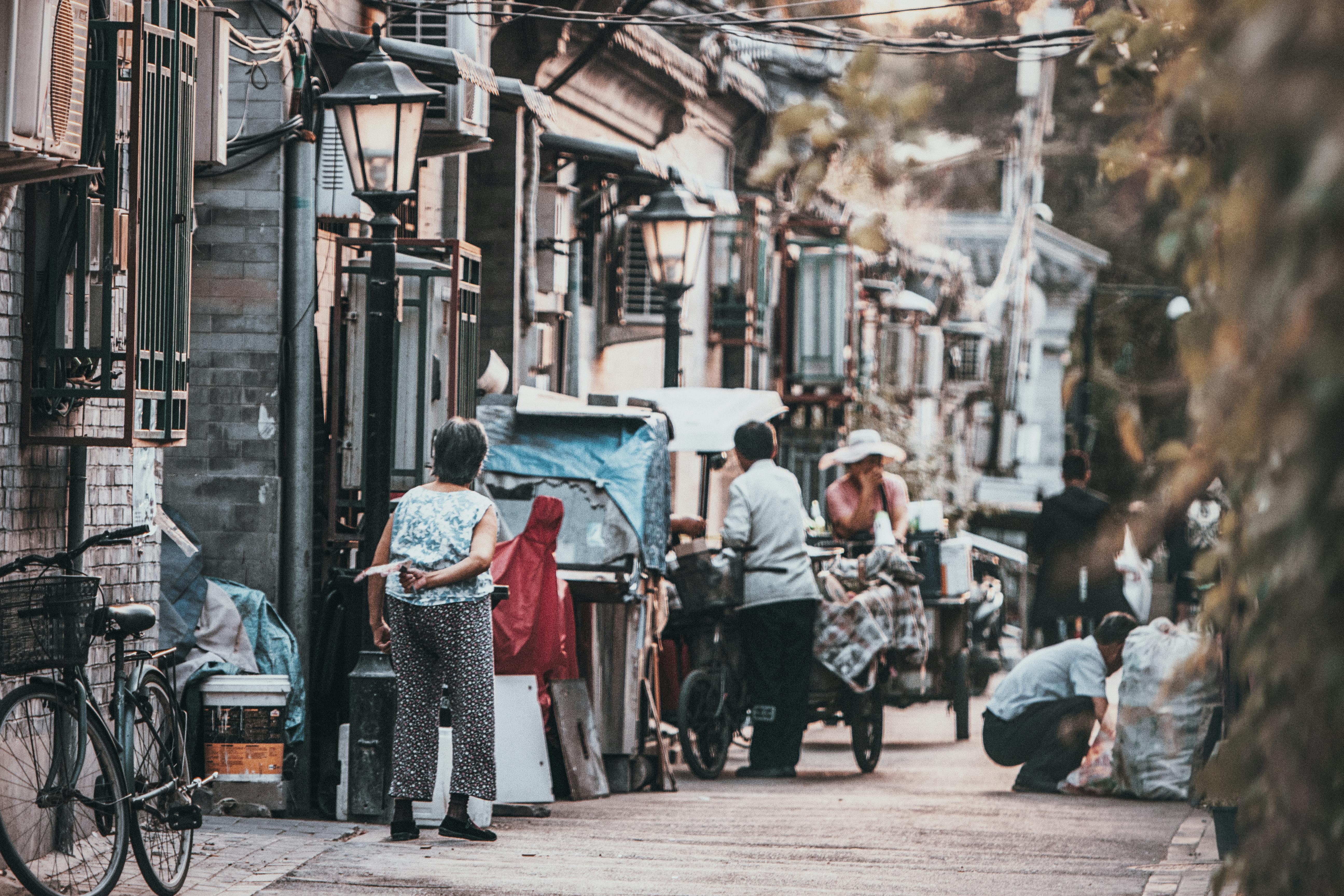 Hutong Bicycle Whisper