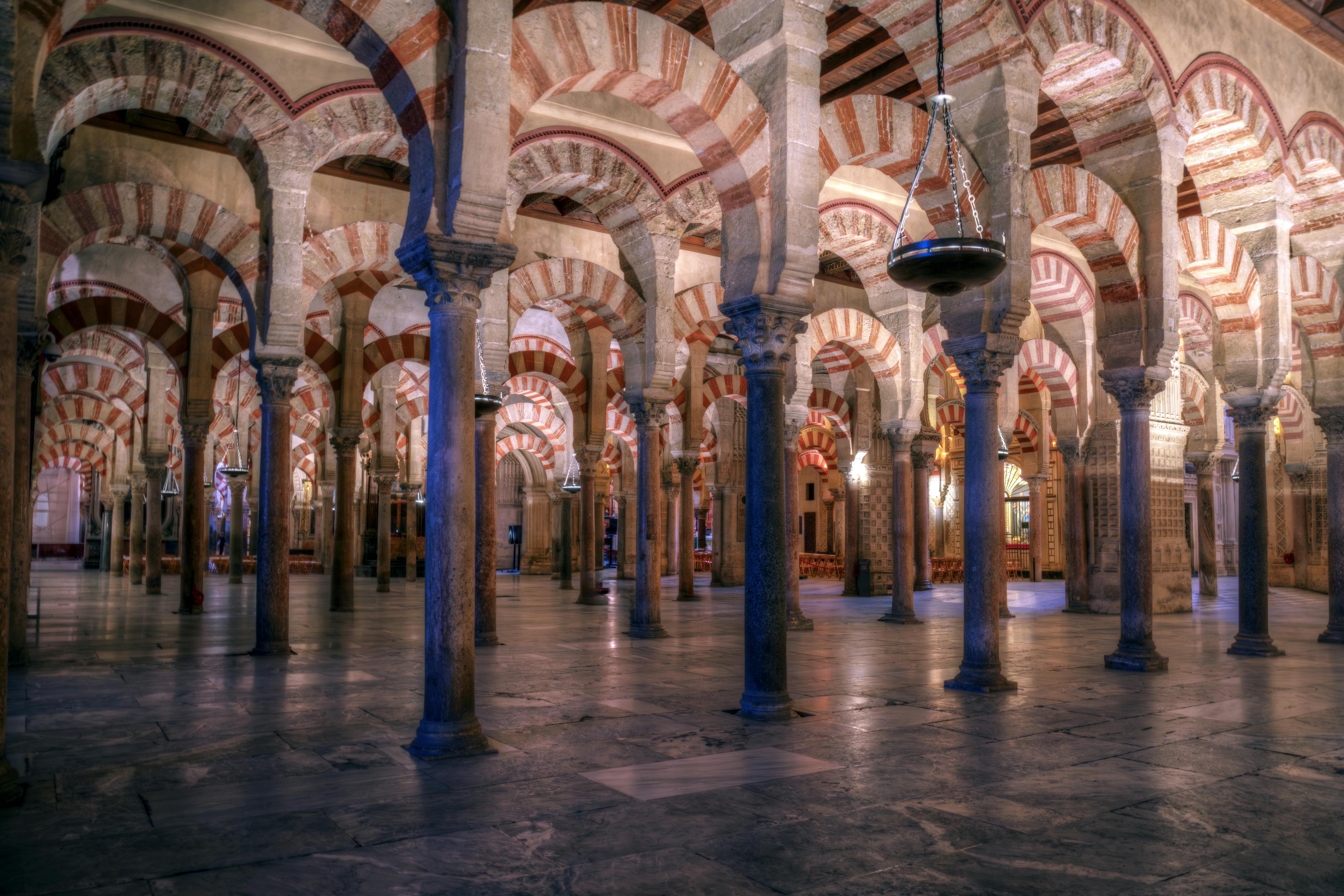 First arch in the Mezquita