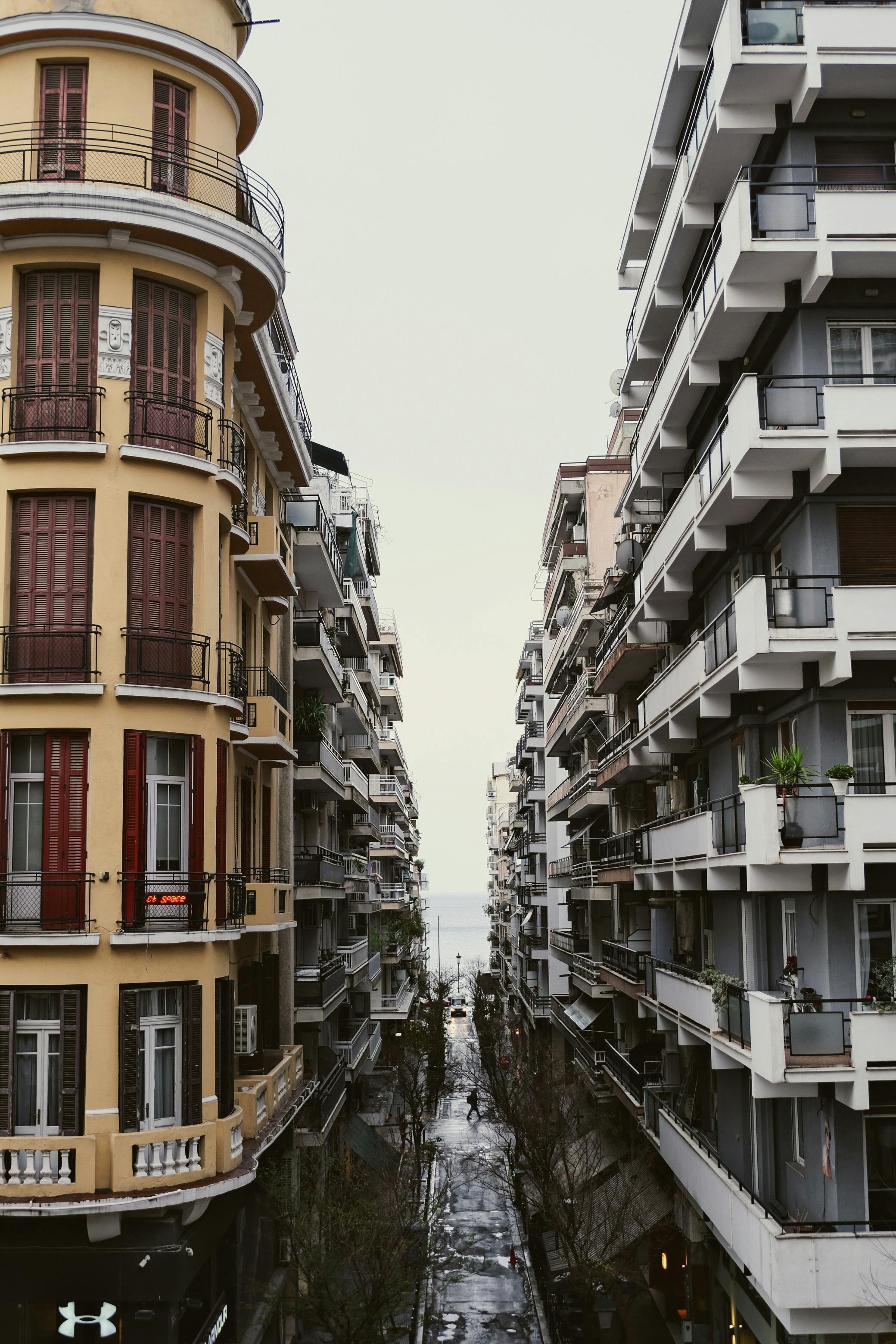Exploring the upper town (Ano Poli)