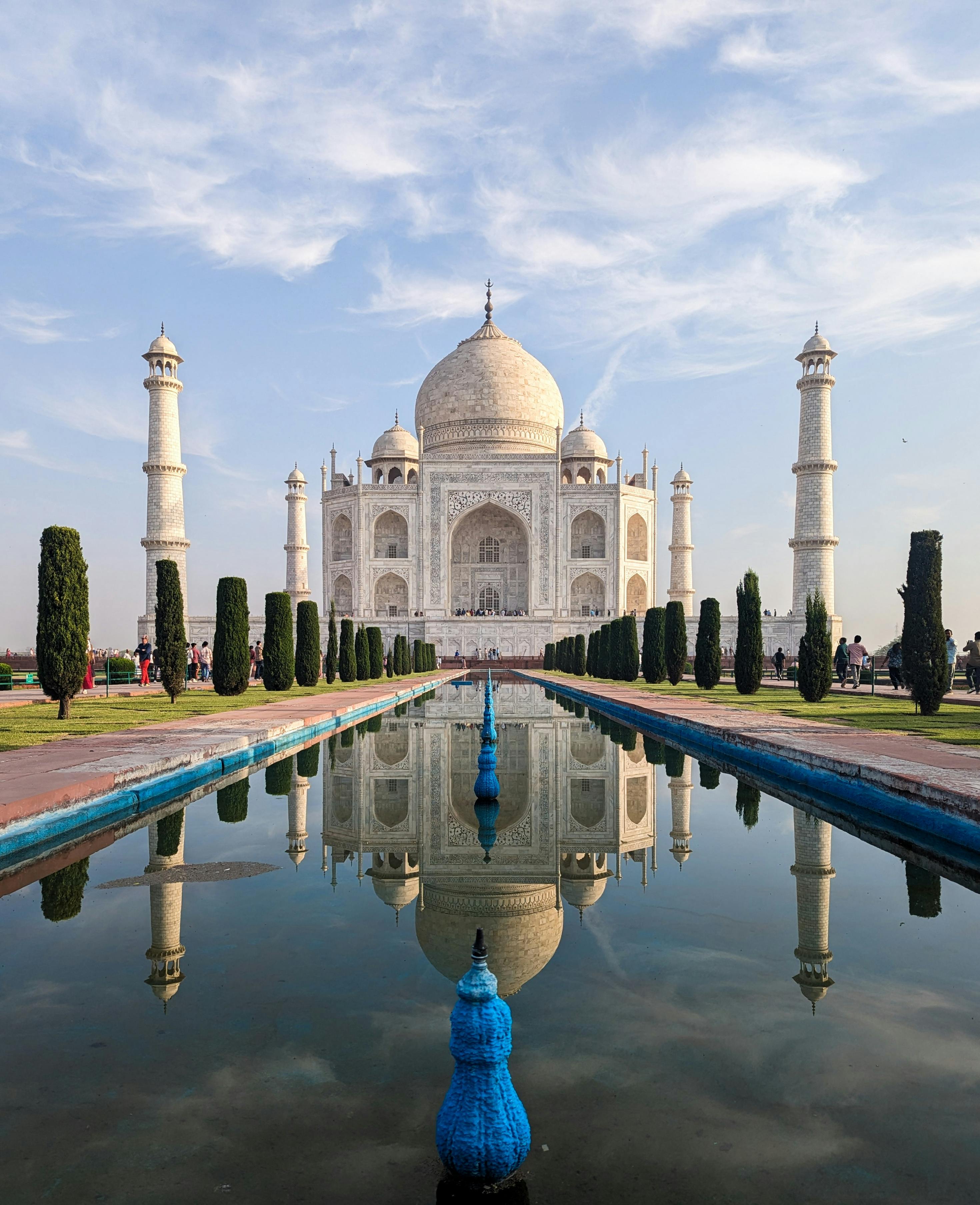 A glimpse of the Taj
