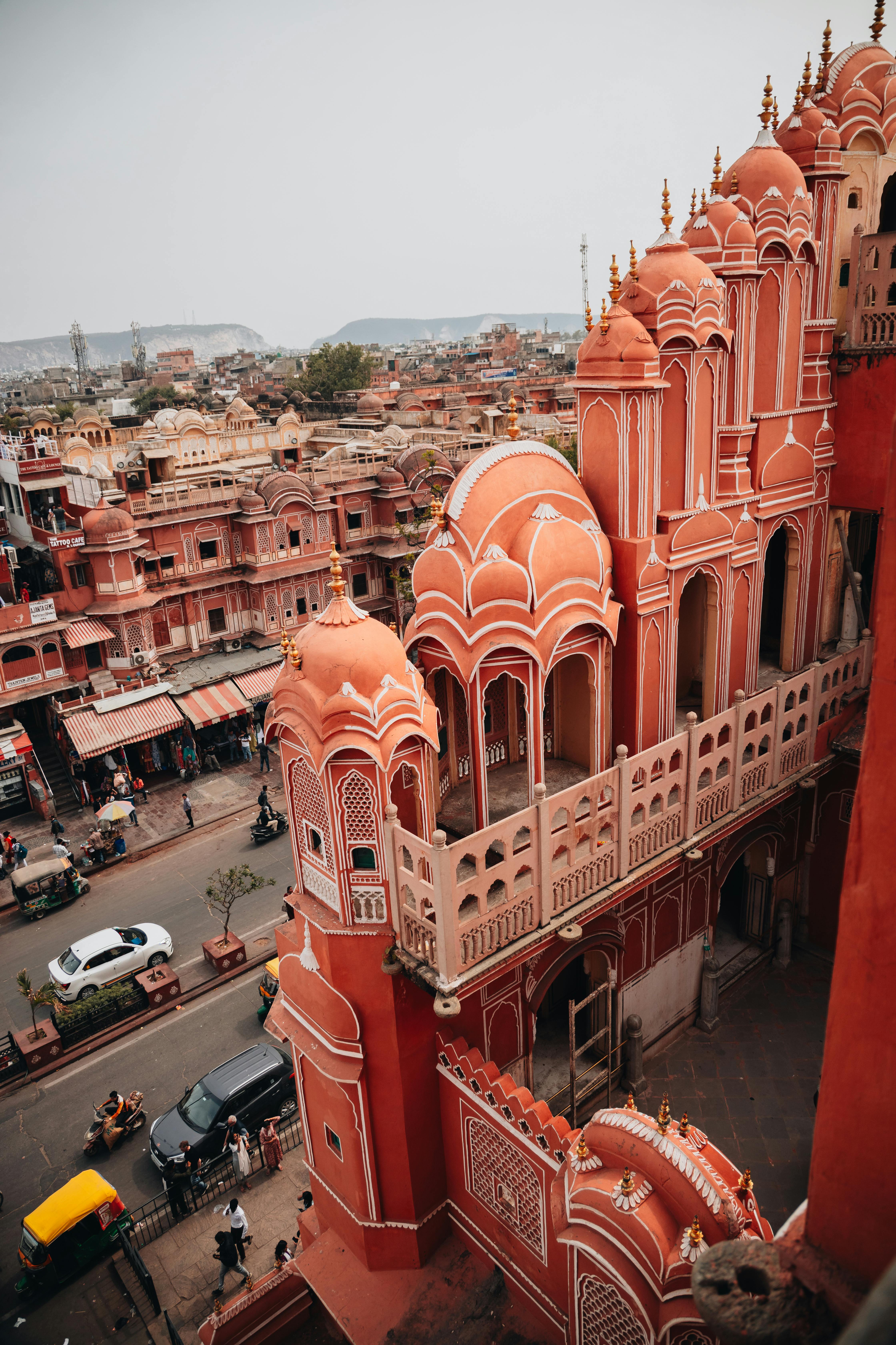Palaces and courtyards
