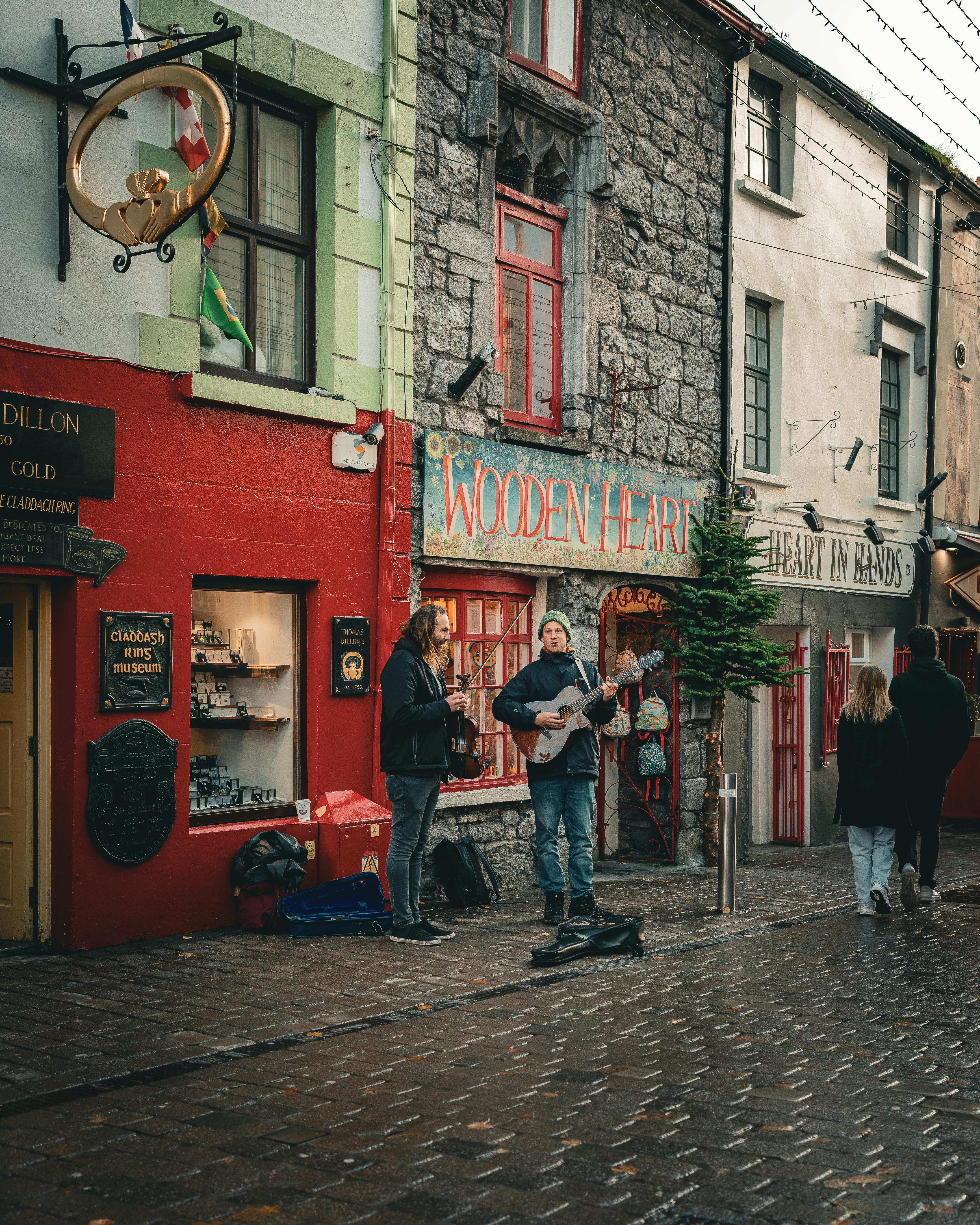 Traditional music in a Galway pub