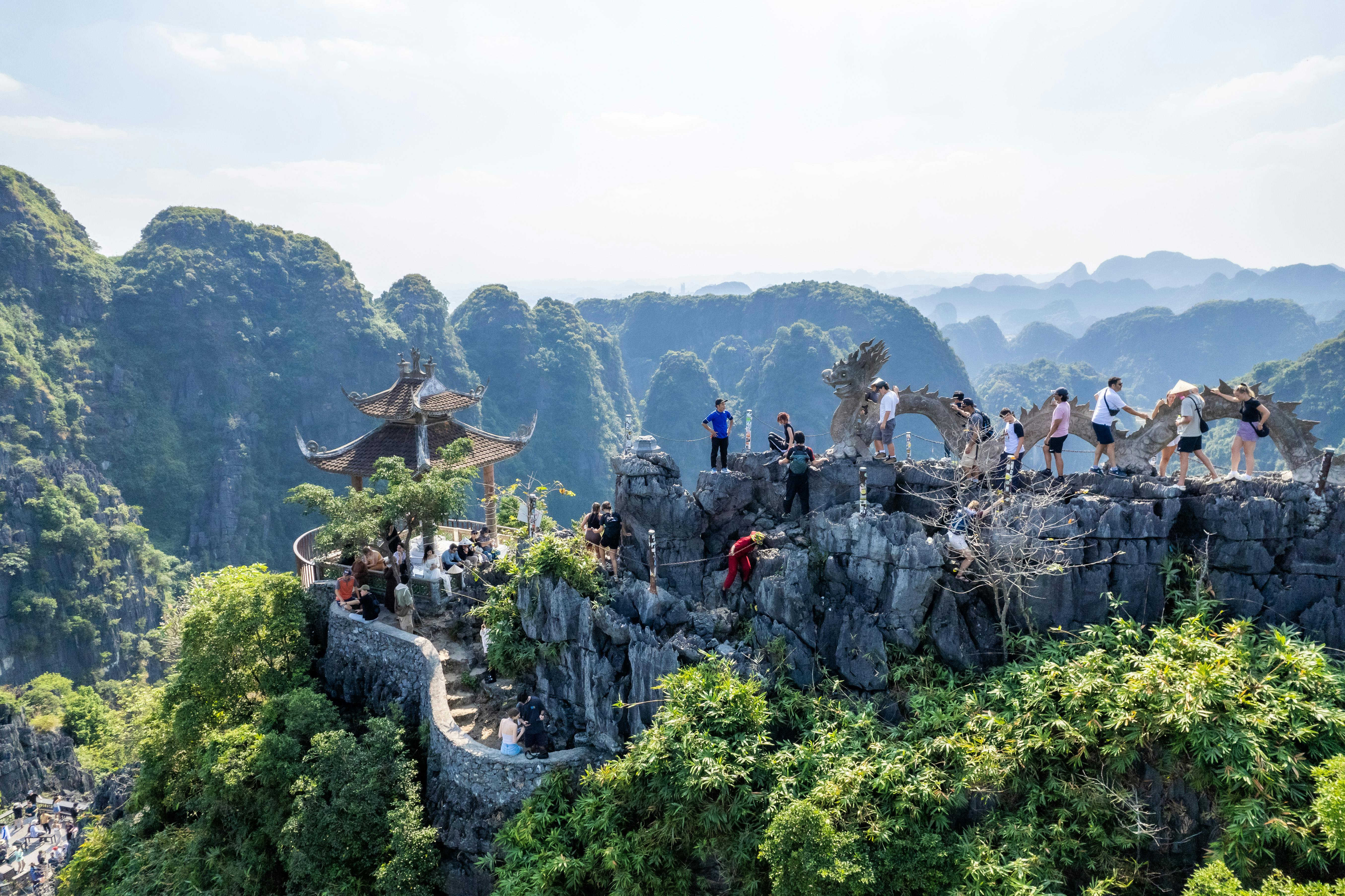 Steps to the Dragon Viewpoint