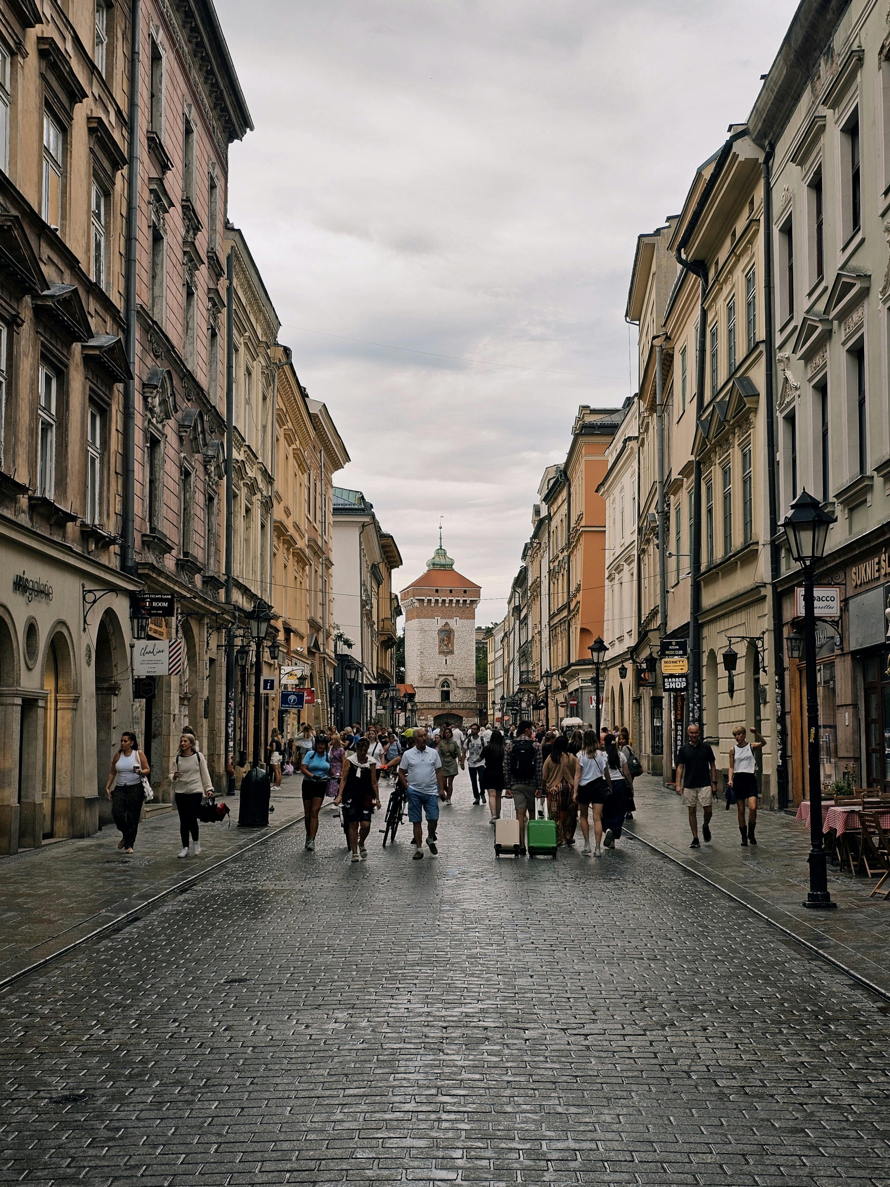 Slow morning on the main square
