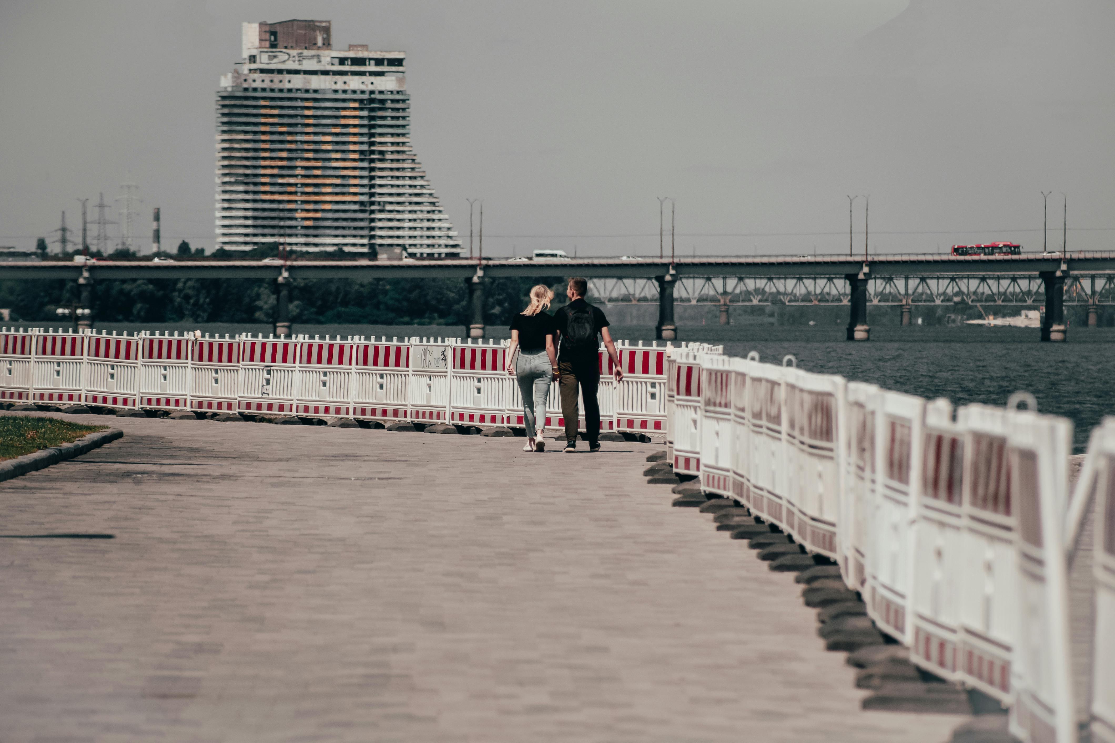 Walking the Dnipro river embankment
